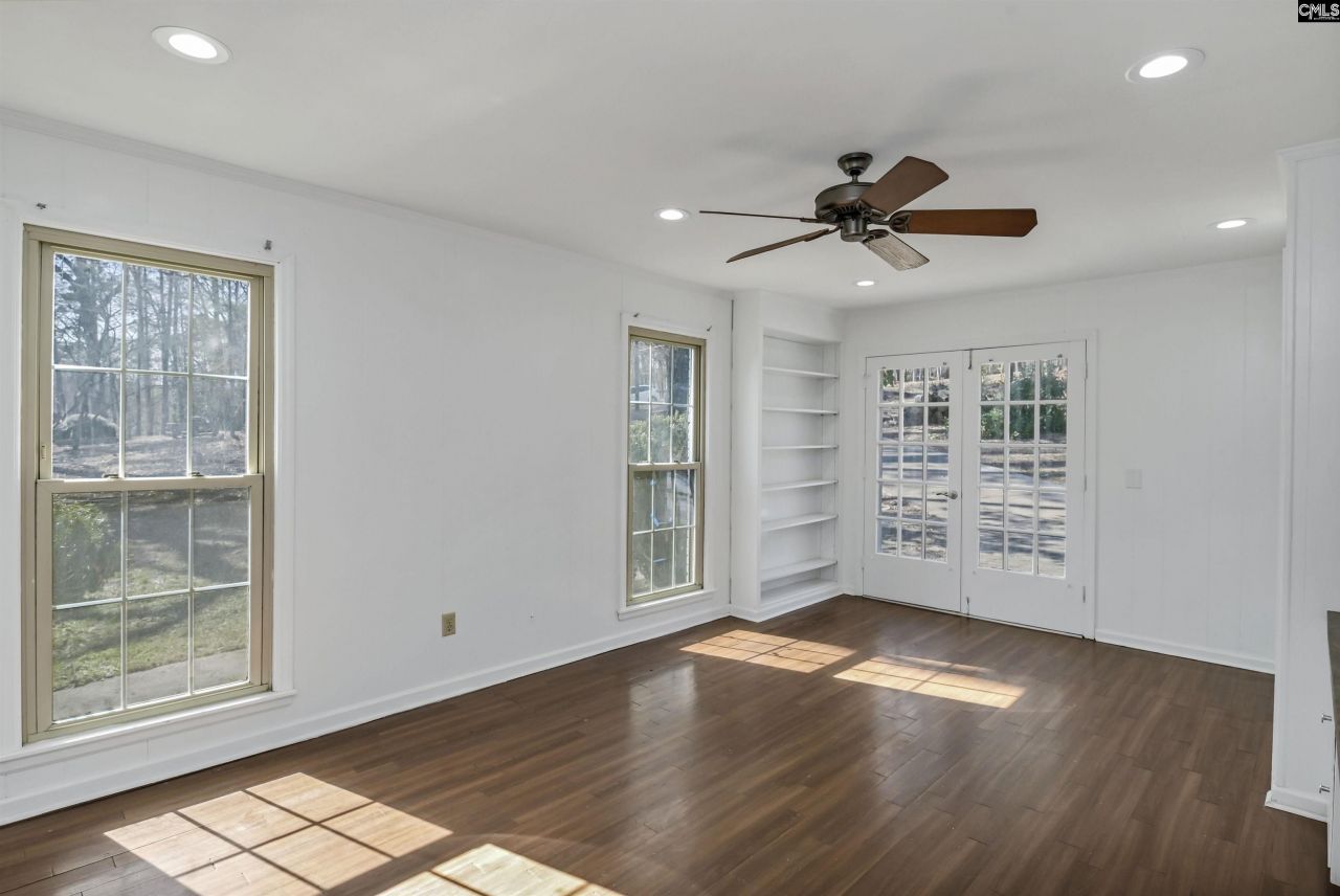 702 Hope Ferry Road  Photo 31