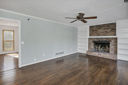 702 Hope Ferry Road  photo 4