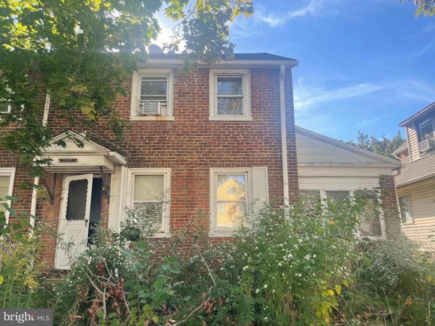 1114 Clover Lane, Chester, PA 19013 Main Photo