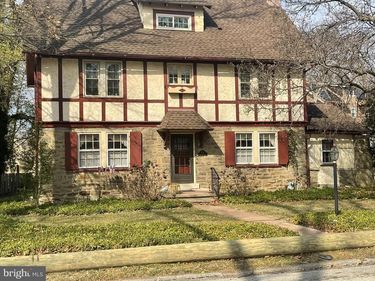 8128 BROOKSIDE ROAD, ELKINS PARK, PA 19027