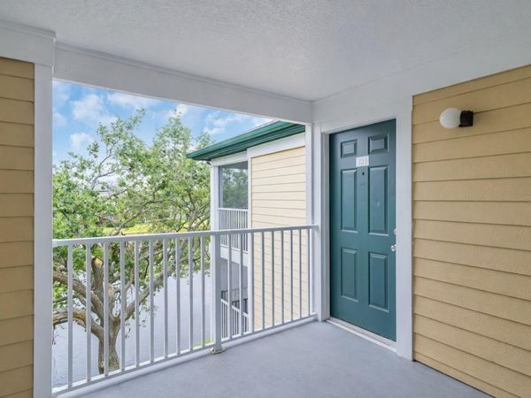 10110 WINSFORD OAK BOULEVARD, Unit 621, TAMPA, FL 33624