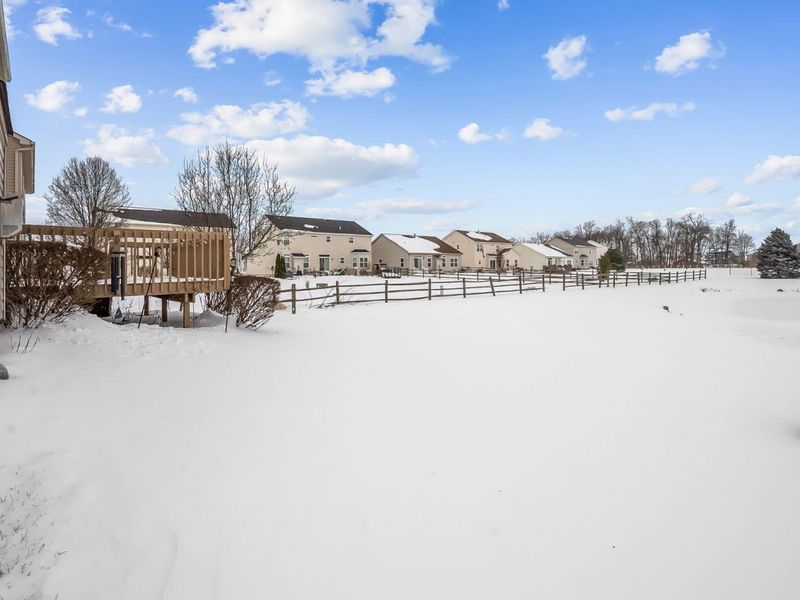 161 Chestnut Estates Drive, Commercial Point, OH 43116 Photo 4