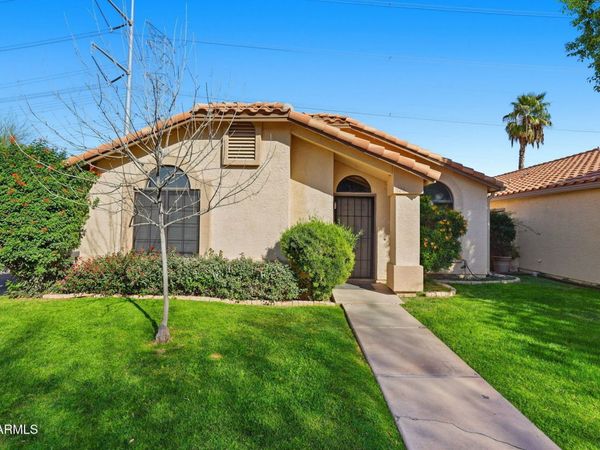 926 E HEARNE Way, Gilbert, AZ 85234