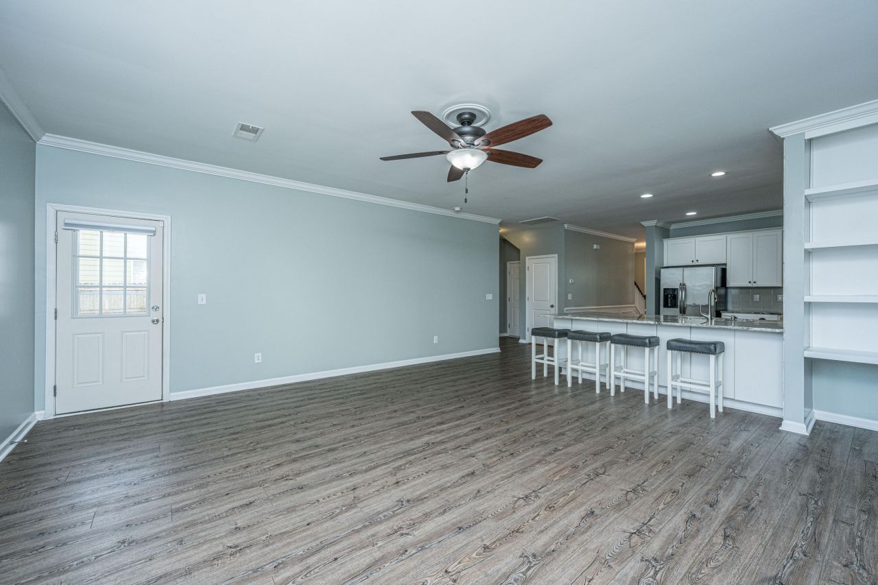 218 Comiskey Park Circle Photo 17