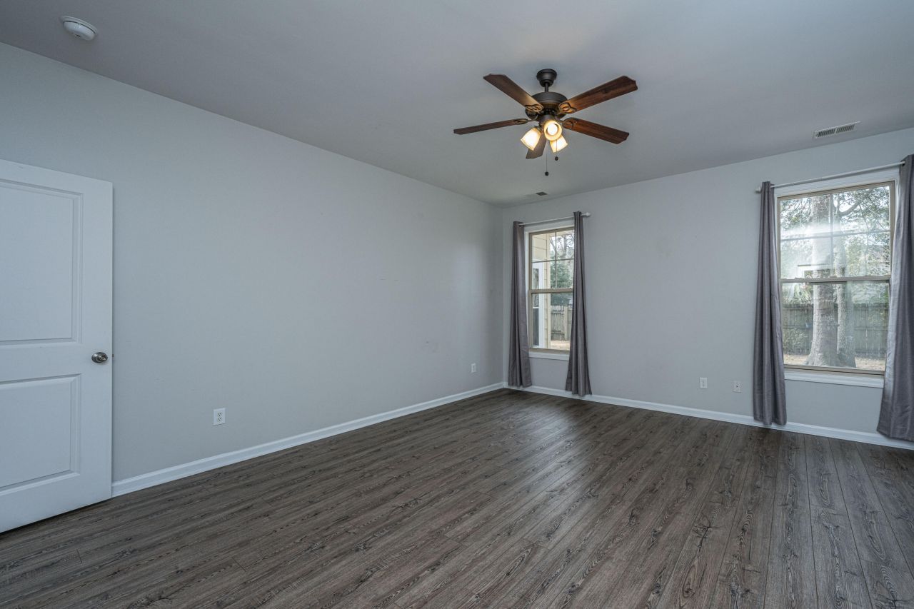 218 Comiskey Park Circle Photo 24