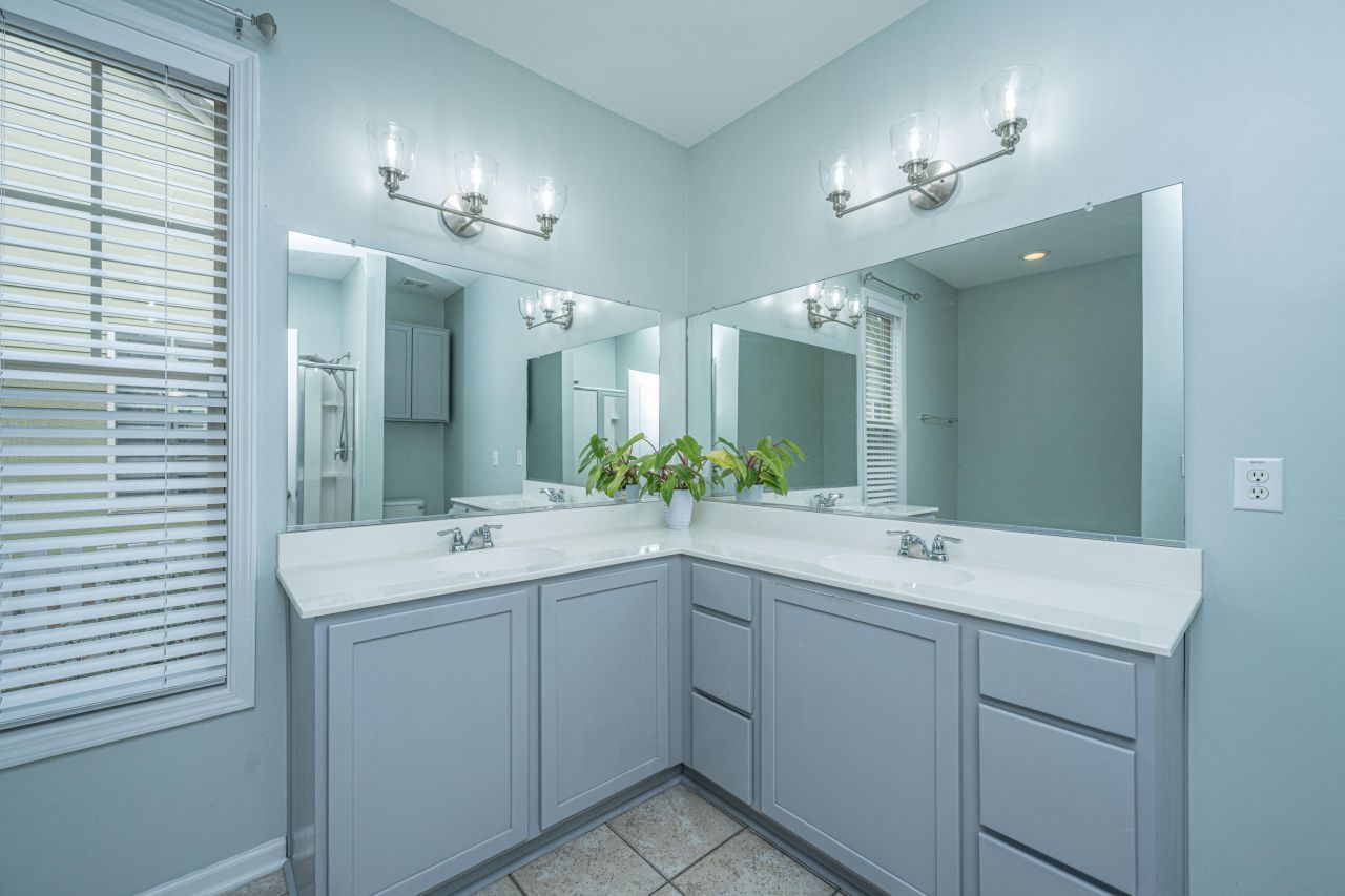 218 Comiskey Park Circle Photo 28