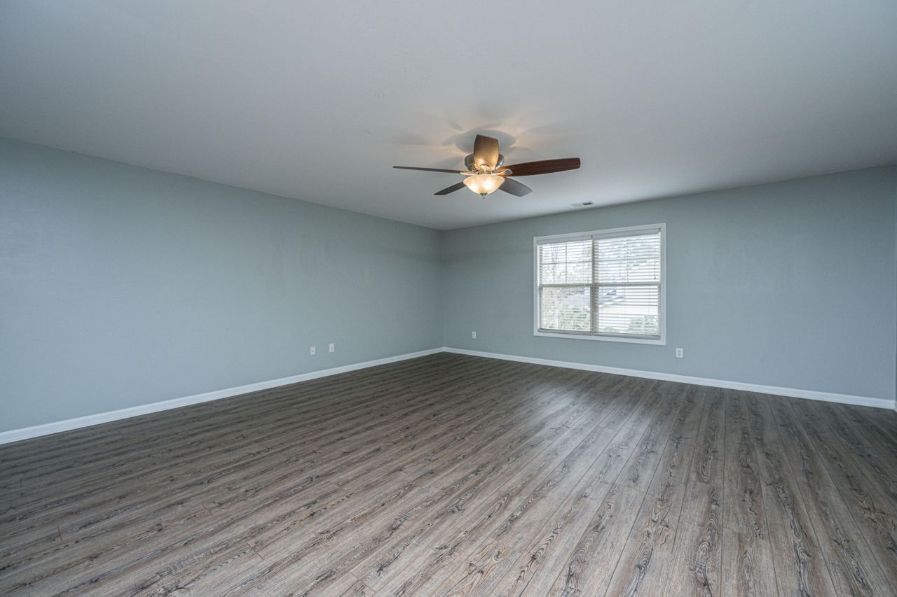 218 Comiskey Park Circle Photo 31