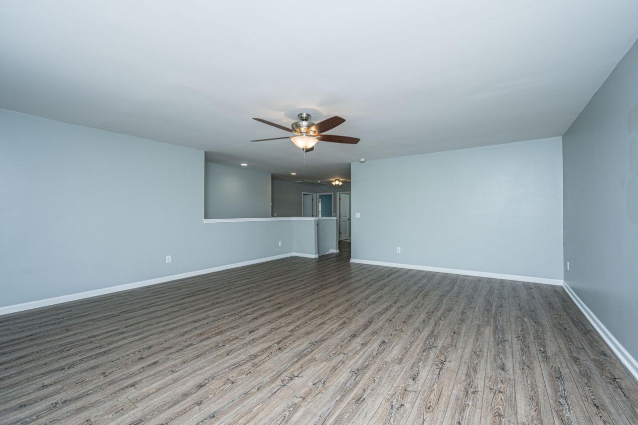 218 Comiskey Park Circle Photo 37