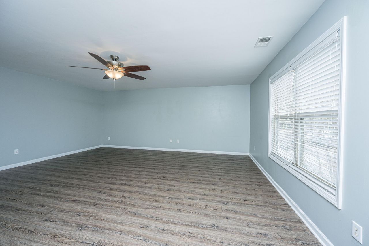 218 Comiskey Park Circle Photo 38