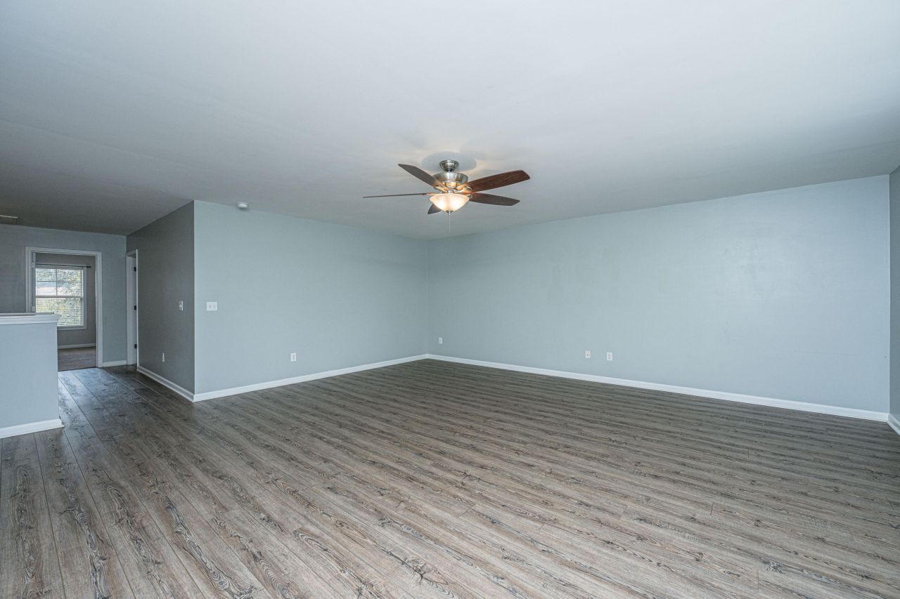 218 Comiskey Park Circle Photo 39