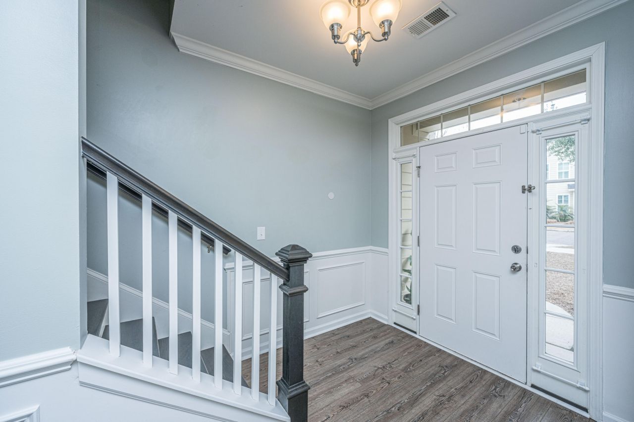 218 Comiskey Park Circle Photo 6