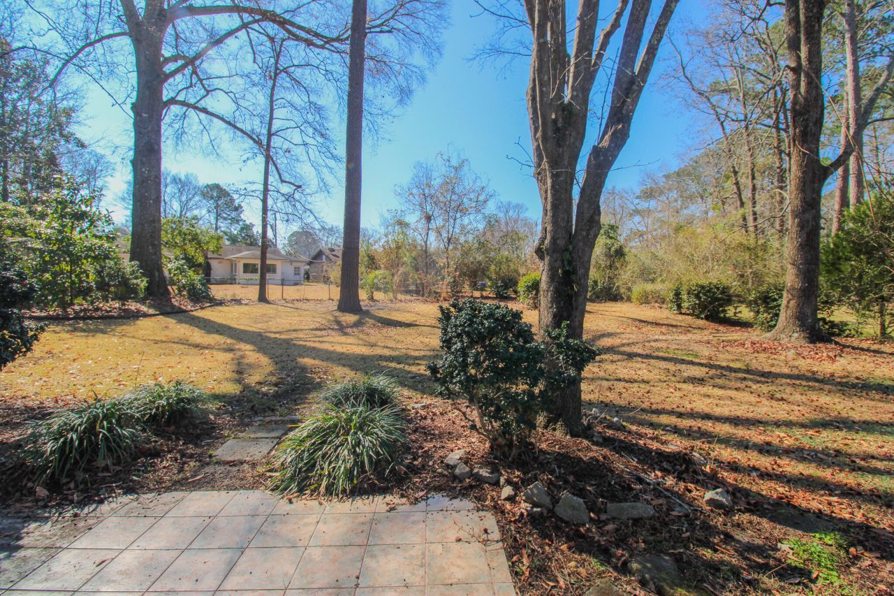 2004 Vestry Drive Photo 10