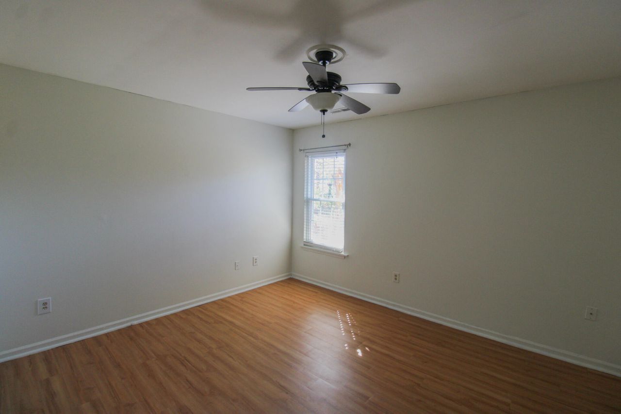 2004 Vestry Drive Photo 13