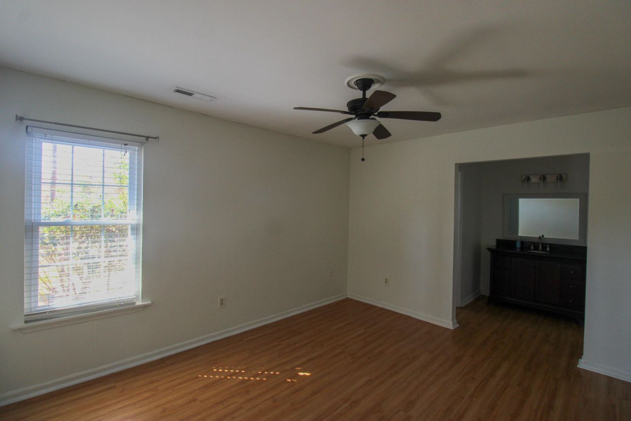 2004 Vestry Drive Photo 14