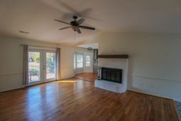 2004 Vestry Drive photo 4