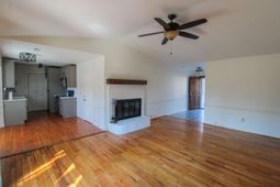 2004 Vestry Drive photo 4