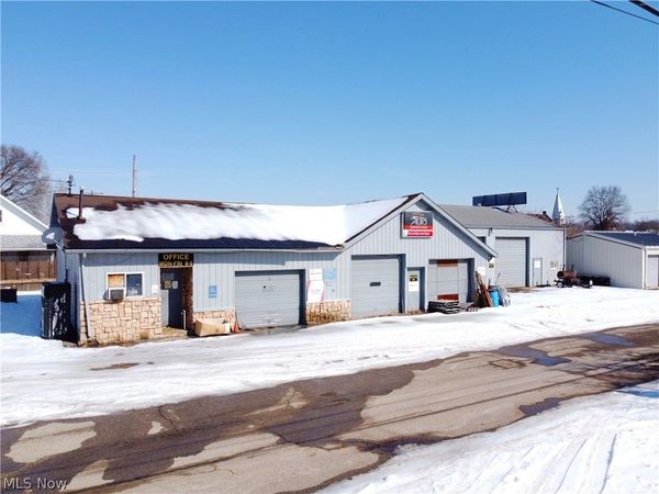 401 29th Street, Vienna, WV 26105