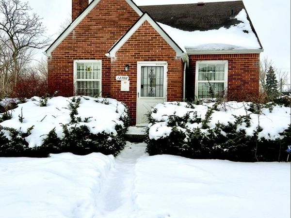 12702 Promenade Avenue, Detroit, MI 48213