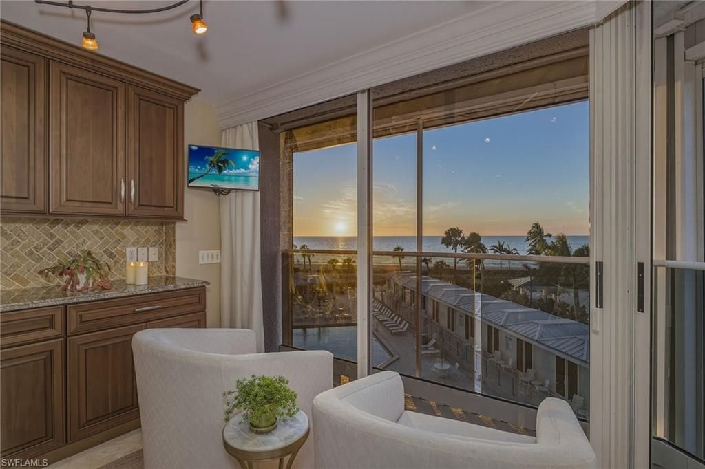 4041 Gulf Shore Blvd N, Unit 303, Naples, FL 34103 Photo