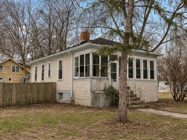 1812 Cedar Road, Homewood, IL 60430