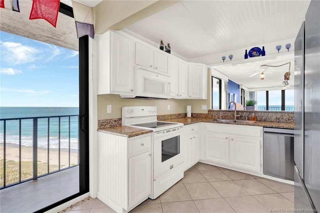 10000 S Ocean Drive, Unit 1101, Jensen Beach, FL 34957 Photo