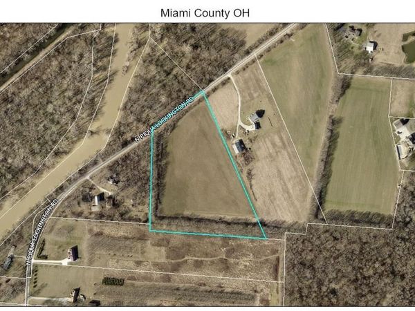 10175 Piqua Lockington Road, Piqua, OH 45356