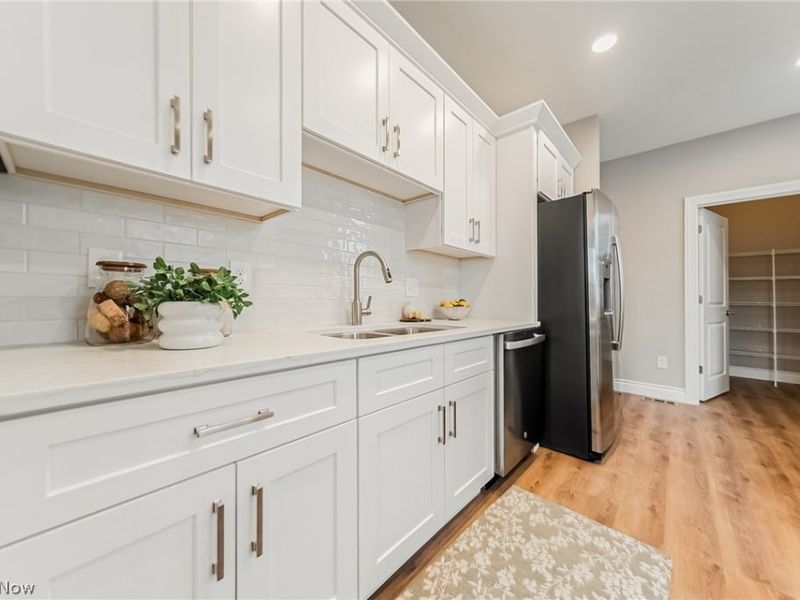 1863 Woodlawn Avenue, East Cleveland, OH 44112 Photo 12