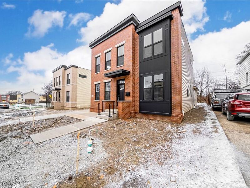 1863 Woodlawn Avenue, East Cleveland, OH 44112 Photo 2