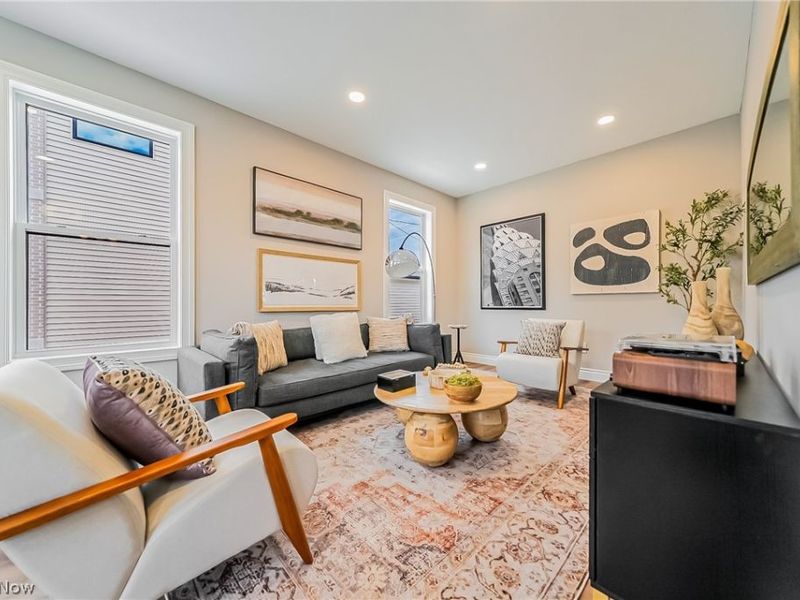 1863 Woodlawn Avenue, East Cleveland, OH 44112 Photo 6