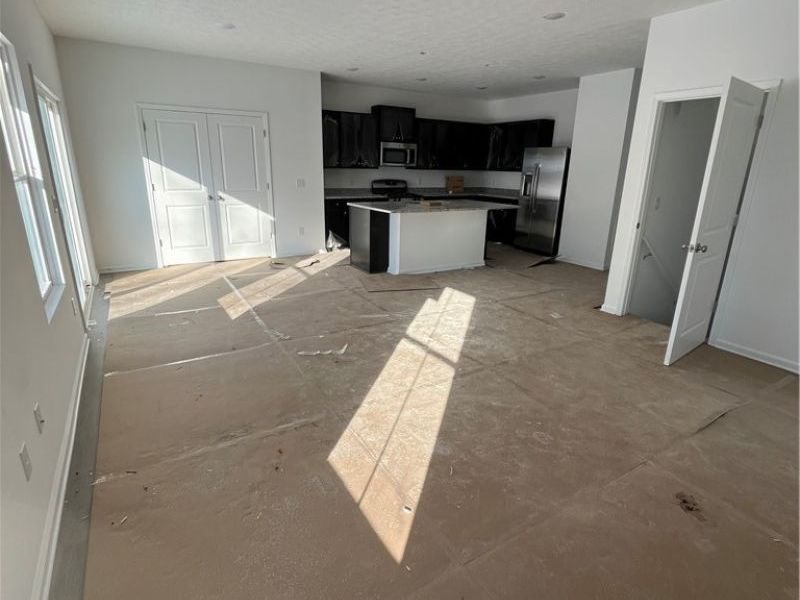 413 Pheasant Run, Elyria, OH 44035 Photo 3