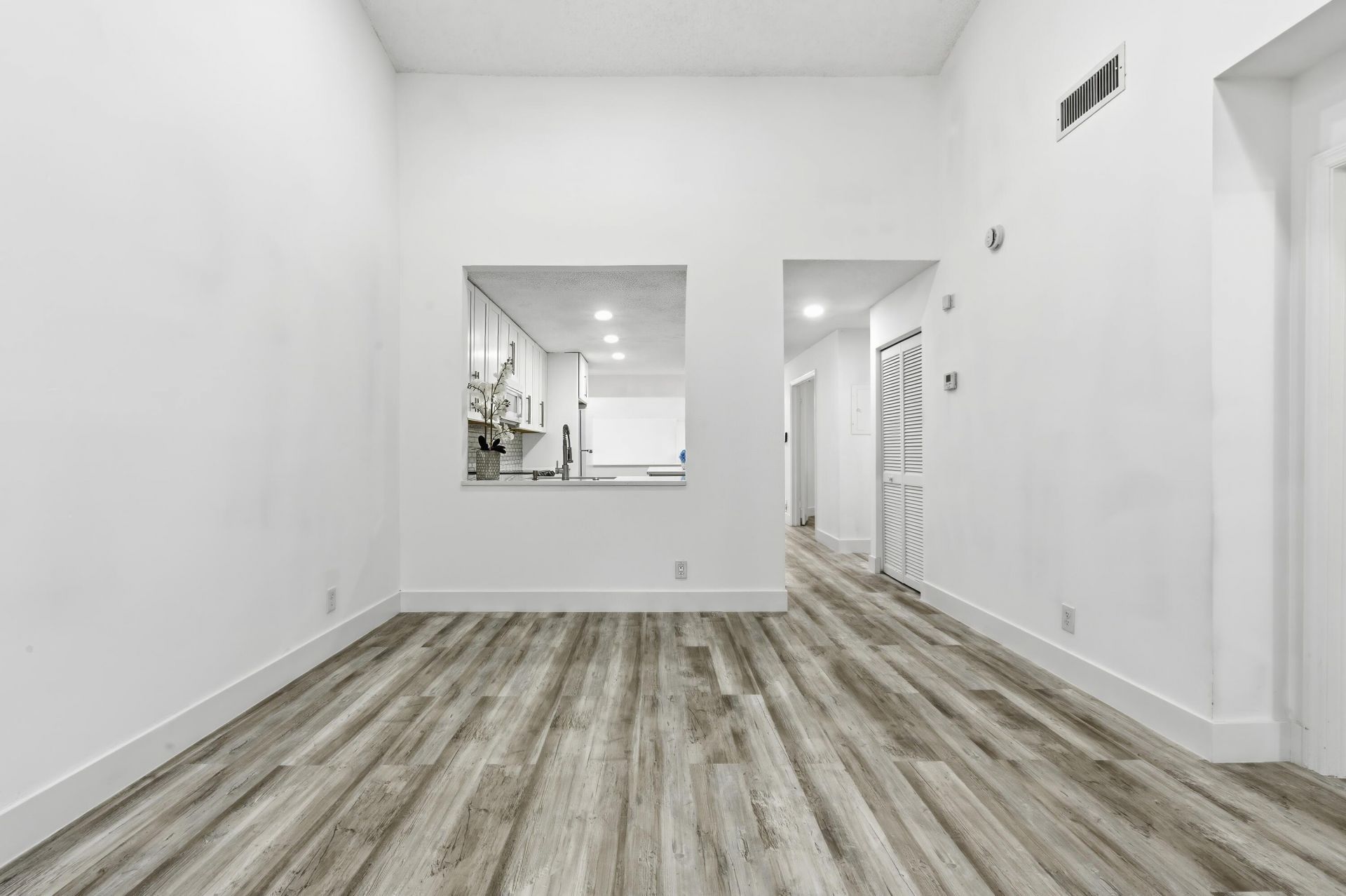 10188 Mangrove Drive, Unit 204, Boynton Beach, FL 33437 Photo