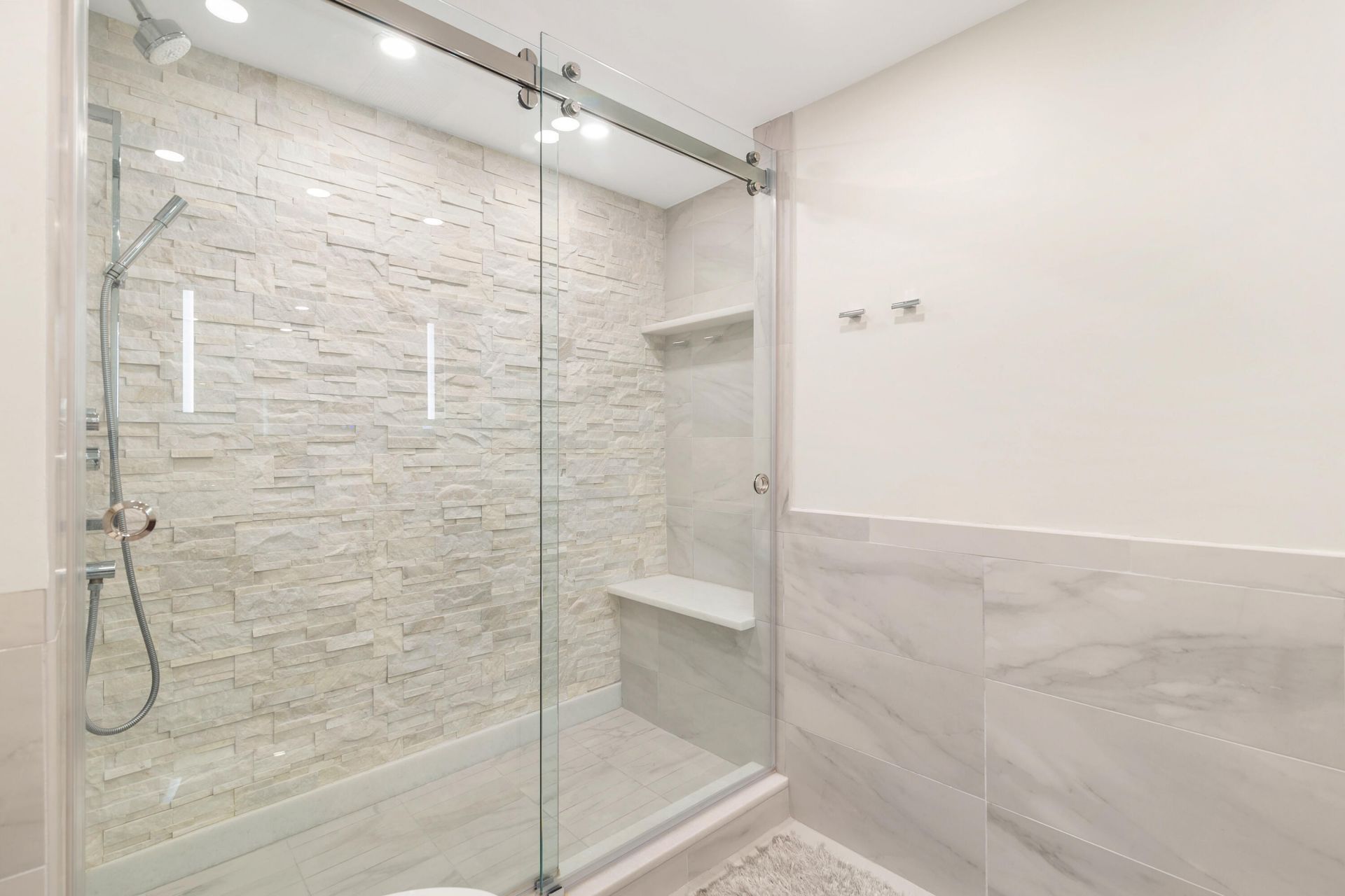 400 Seasage Drive, Unit 806, Delray Beach, FL 33483 Photo