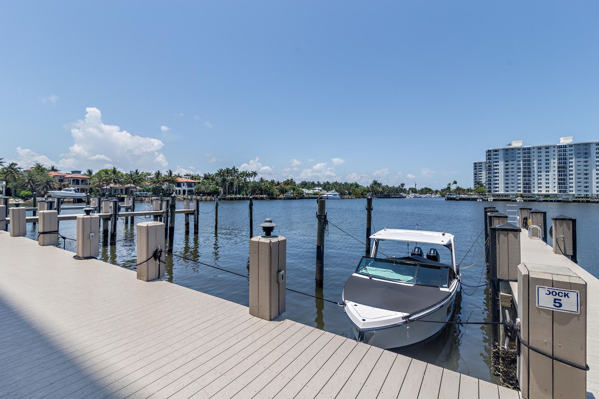 400 Seasage Drive, Unit 806, Delray Beach, FL 33483 Photo