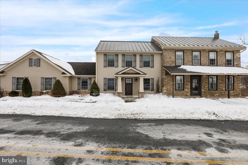 520 Sunday Road, Lenhartsville, PA 19534 Main Photo