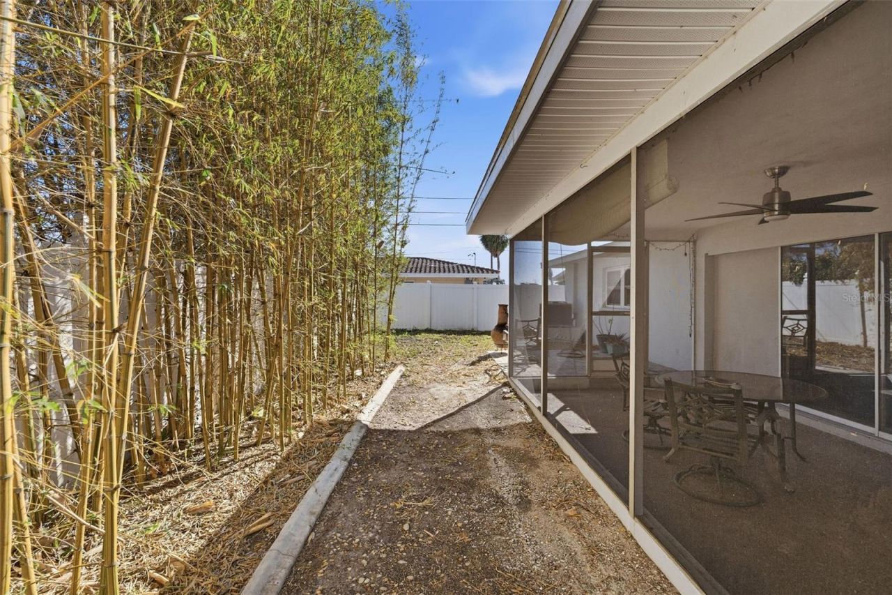 7891 1st Street Ne, Saint Petersburg, FL 33702 Photo