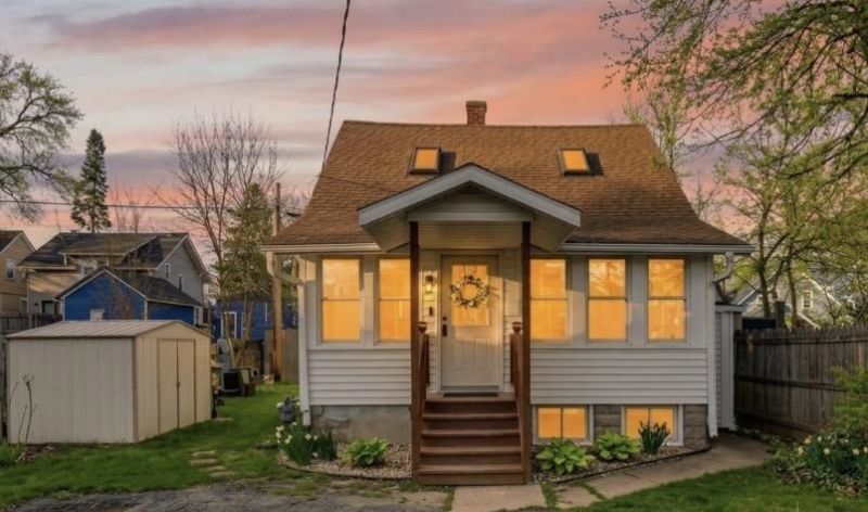 2926 Milwaukee Street, Madison, WI 53704 Main Photo