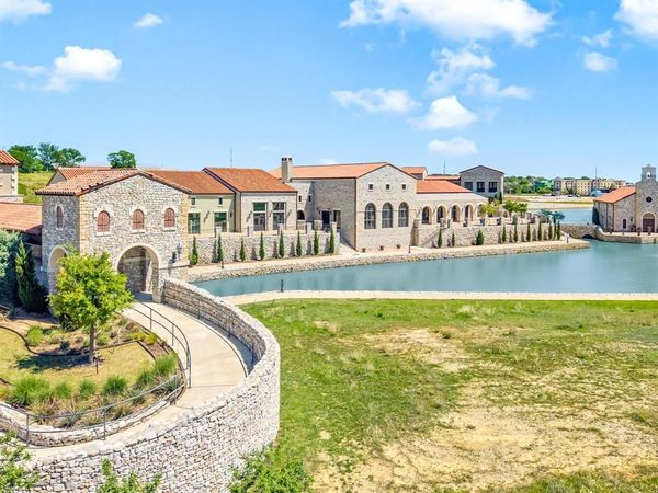 24 Cardona Drive, Westlake, TX 76262