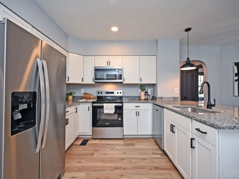 1933 Northcut Avenue, Cincinnati, OH 45237 Photo 16