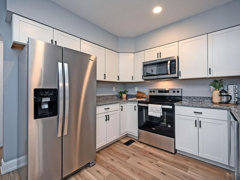 1933 Northcut Avenue, Cincinnati, OH 45237 Photo 17