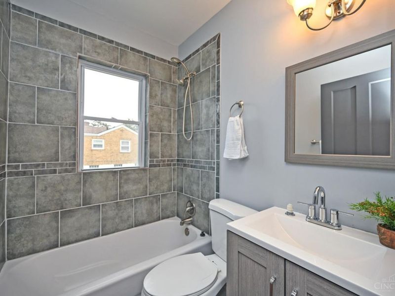 1933 Northcut Avenue, Cincinnati, OH 45237 Photo 23