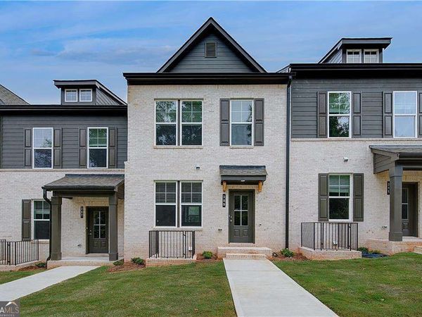 305 Daybreak Lane, Newnan, GA 30265