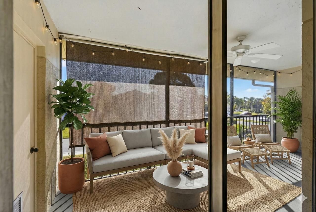 6572 Chasewood Drive, Unit F, Jupiter, FL 33458 Photo