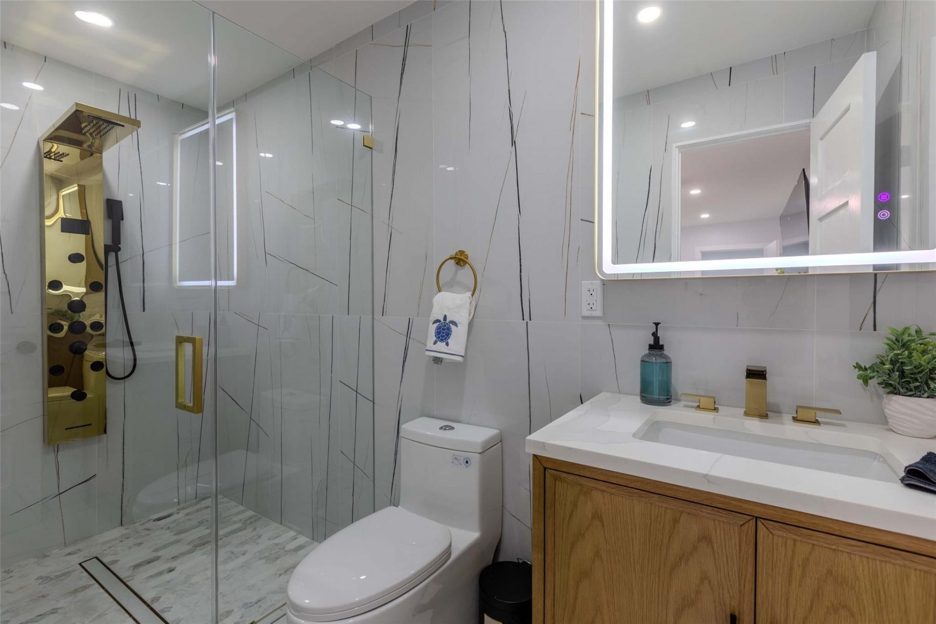 2633 NW Taft Street, Hollywood, FL 33020 Photo