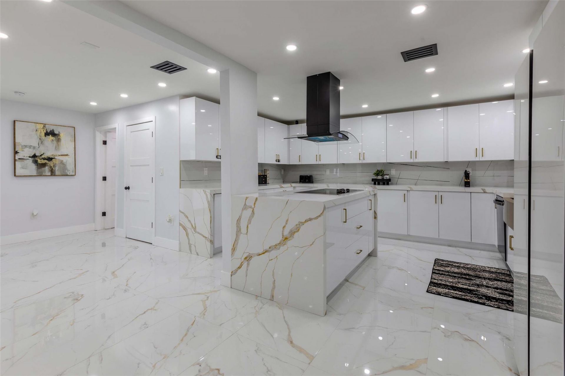 2633 NW Taft Street, Hollywood, FL 33020 Photo