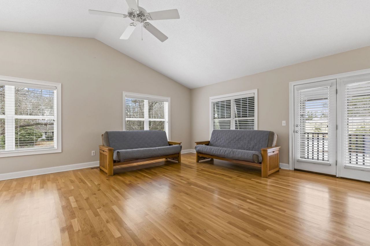 816 11th Ave. N Photo 14