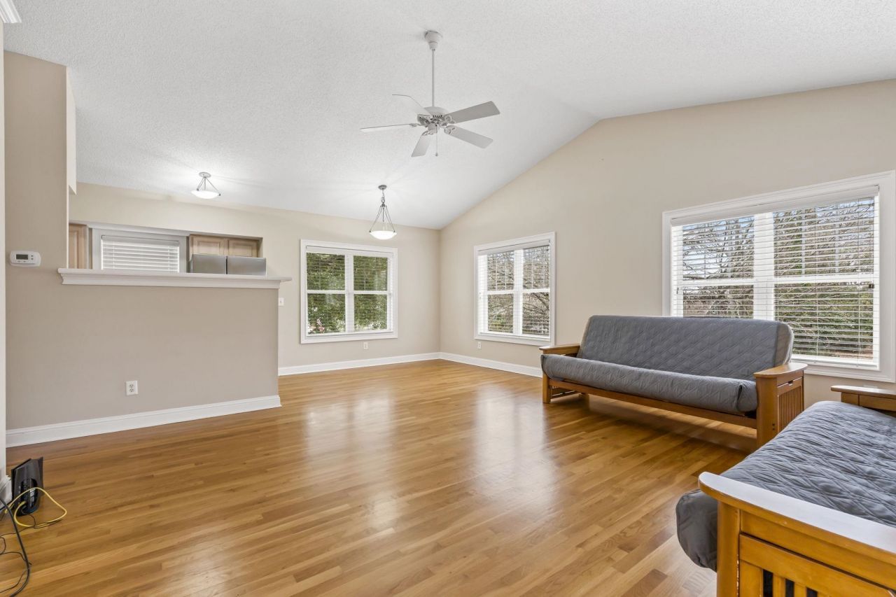 816 11th Ave. N Photo 15