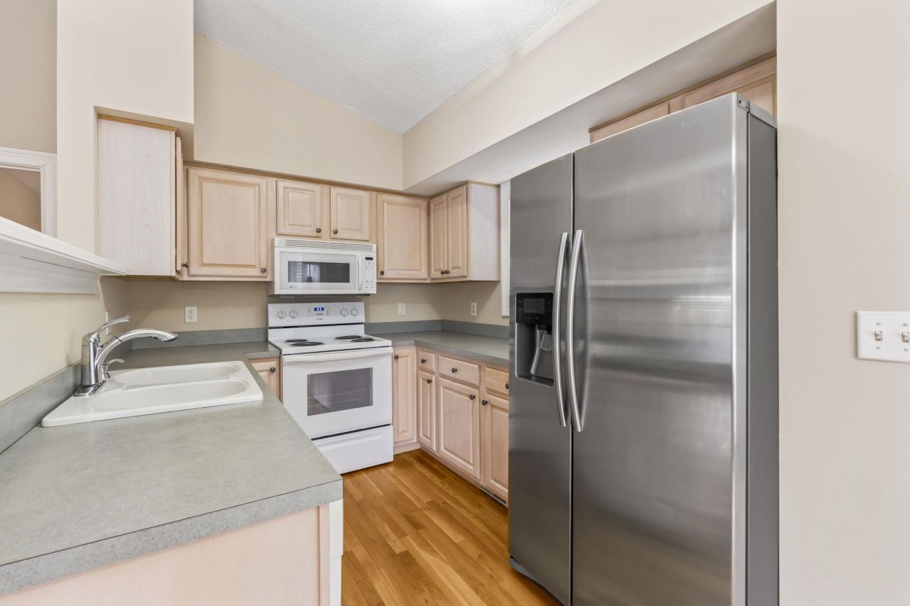 816 11th Ave. N Photo 18