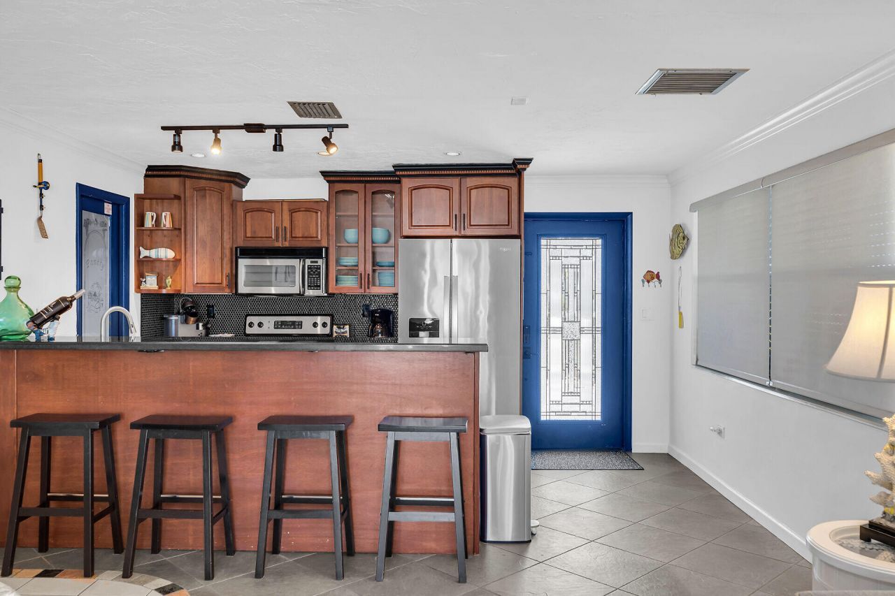 230 11th Street, Key Colony, FL 33051 Photo