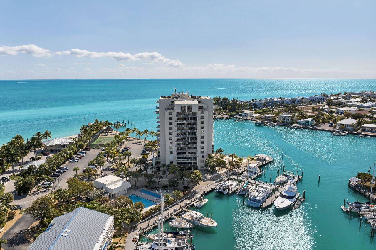 2000 Coco Plum Drive, Unit APT 1403, Marathon, FL 33050 Photo