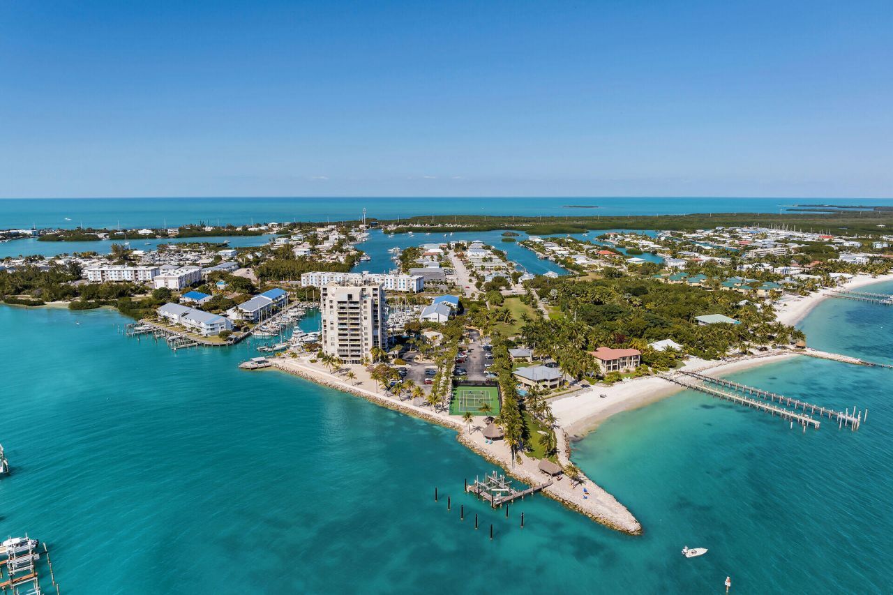 2000 Coco Plum Drive, Unit APT 1403, Marathon, FL 33050 Photo